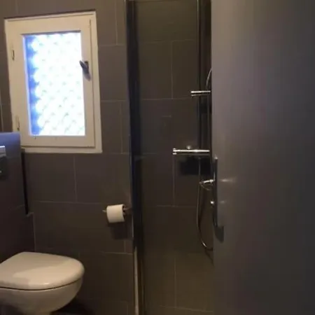 Petite A 300m De La De Saint Cyprien Ferienhaus *